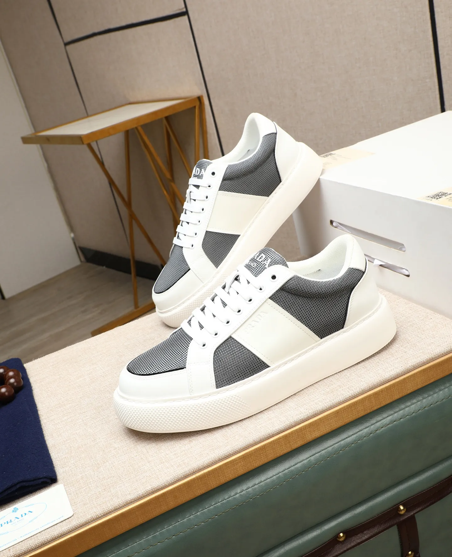 Men's shoes 💰580 [PRADA] Prada - High-end quality original order - Upper: 🔝 silk calfskin, brand canvas cloth, brand metal fasteners - Lining: mesh, foot pads; top-grade cowhide - Outsole: ultra-light TPU foam; molded outsole - Ultra-high quality control·Fine workmanship: highlighted (high-end·luxury·grade) -Size: 38-44 (45 can be customized) Wang